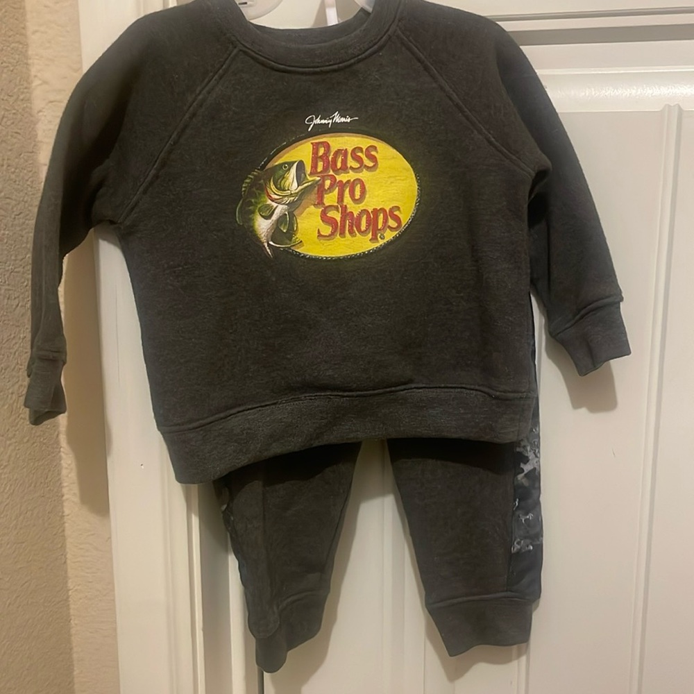 3-6 months Bass Pro Shops cotton warm up